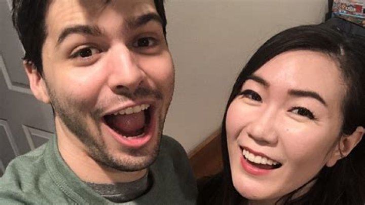 Are Dog And Hafu Dating