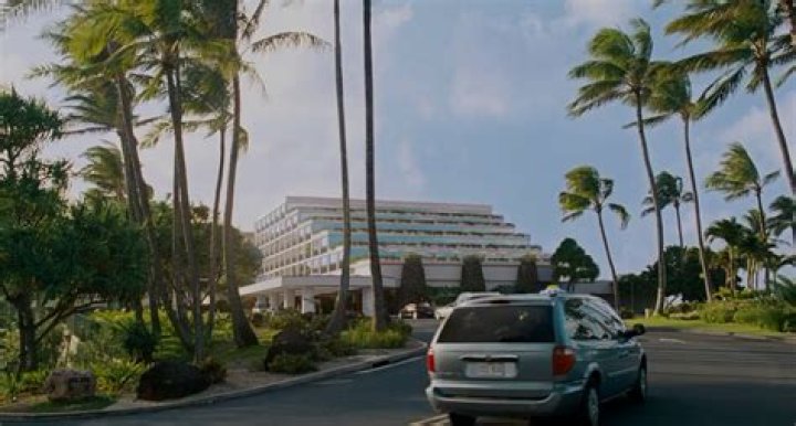 Hotel Where Forgetting Sarah Marshall Was Filmed
