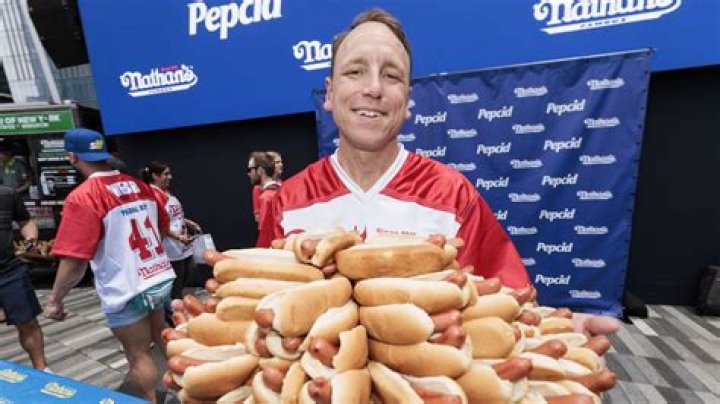 How Much Money Does The Hot Dog Eating Champion Make