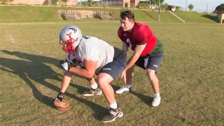 Quick Answer: What Do Football Players Say Before They Hike The Ball