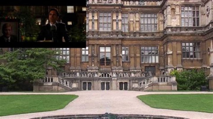 Quick Answer: Where Is Wayne Manor Located