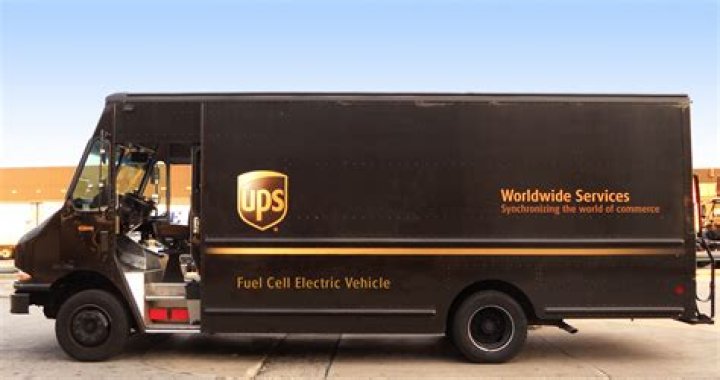 Who Makes Ups Trucks