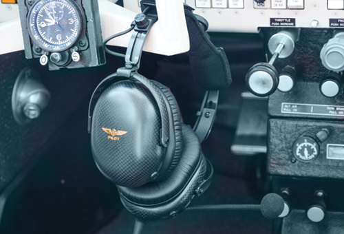 Design4Pilots - PM6 Aviation ANR Headset